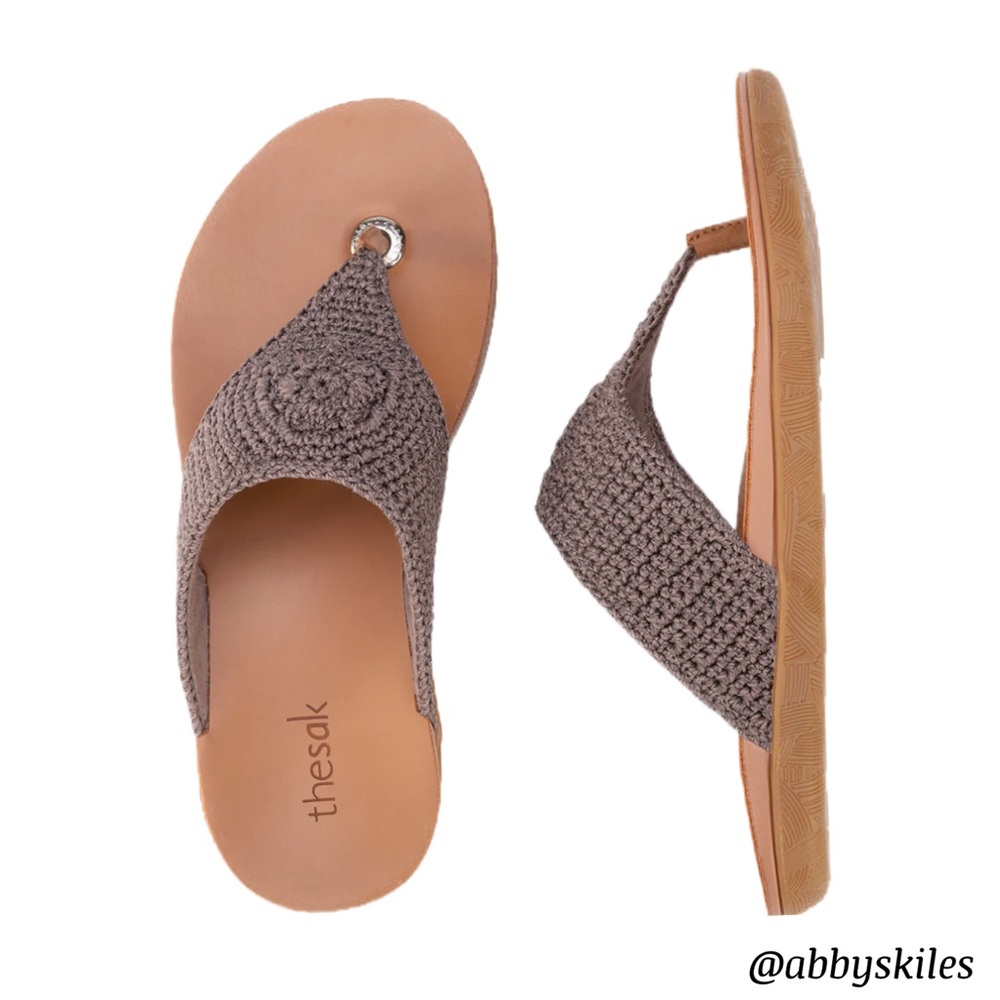 THE SACK Shana Sandals Hand-Crocheted Vegan Leather Flip Flops Brown Size 9 NWOB